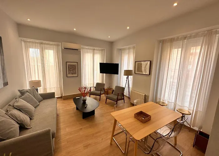 Amazing 3Bd 3Bth With 9 Balconies By Madrid4You s